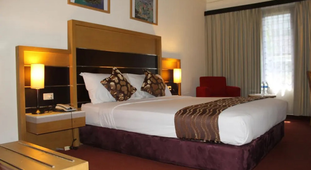 Номер Deluxe Mega Matra Hotel