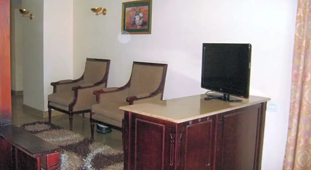 Полулюкс Cataract Pyramids Resort
