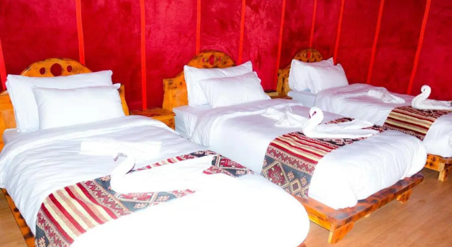 Relaxing Desert Camp - Luxury & Royal, Prenota Campeggio Hotel a Al-Rashidiyya con parcheggio, Parcheggio