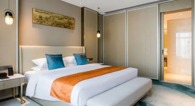 Полулюкс Deluxe Weihai Xintai International Hotel