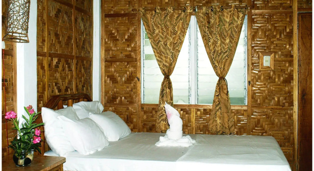 Purple Snapper Dive Resort, Забронировать Курортный отель Отели Даанбантаян с бассейном, Бассейн