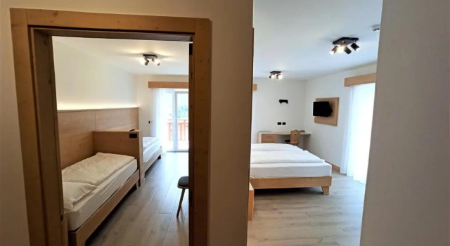 Четырёхместный номер Standard Hotel Zurigo
