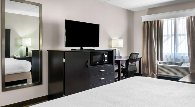 Двухместный номер Standard Best Western Okemos/East Lansing Hotel & Suites