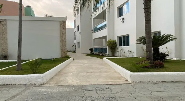 Penthouse With Rooftop and Pool & Beach Access