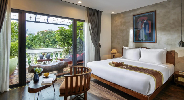 Draha Halong Hotel - Serenity, Charm and Nature - Preferred by Western Travelers