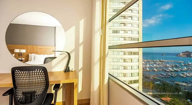 Номер Standard с видом на море Hilton Garden Inn Santa Marta