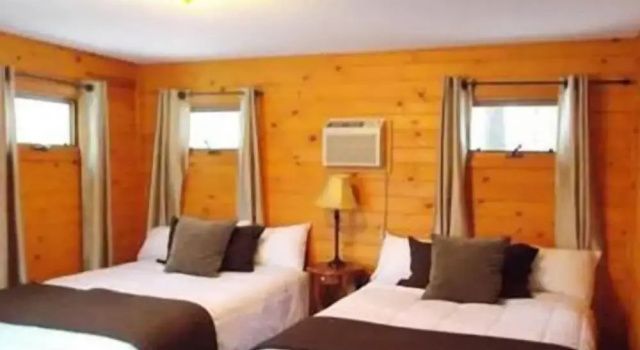 Коттедж Lost Lake Lodge