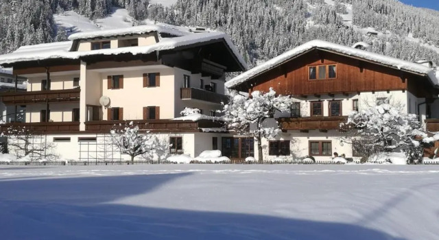 Апартаменты Appartement Schneeberger