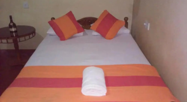 Viveka Inn Guest