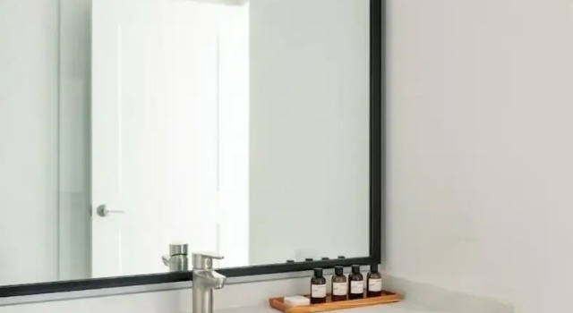 Номер Standard c 1 комнатой с балконом ROOST White House