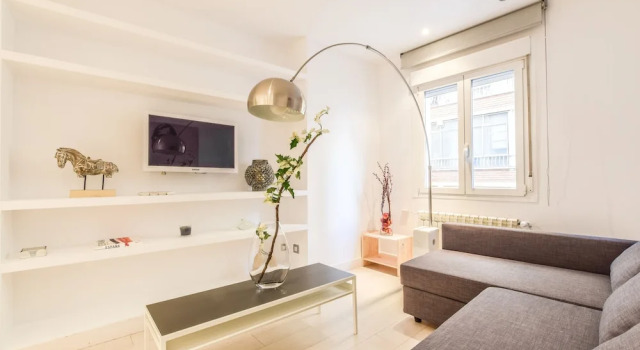Room to Rent Bernabeu Spacious Apartment
