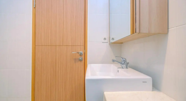 Апартаменты Deluxe Modern and New 1BR across LRT Station Samara Suites Apartment