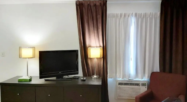 Студия Seelys Motel