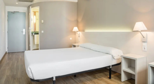 Двухместный номер Pet friendly Отель Ilunion Valencia 3