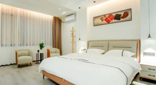 Люкс Deluxe Boyue Light Luxury Hotel