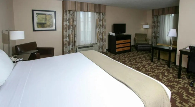 Двухместный номер Premium Country Inn & Suites by Radisson, Shelby, NC