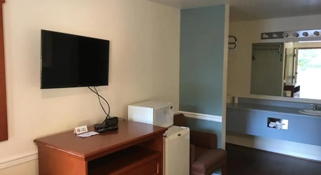 Четырёхместный номер Standard Belfair Motel