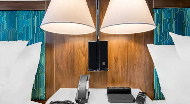 Hampton Inn & Suites by Hilton Chicago Medical District UIC, Забронировать Отель Отели Иллинойс 3 звезды, 3*