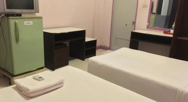 Vieng Kaew Residence, Забронировать Отель Лампанг 