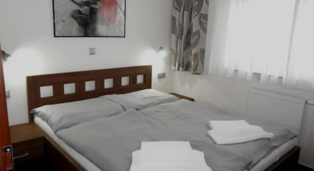 Hotel Flora, Rezervați Hotel Besenova Liptov