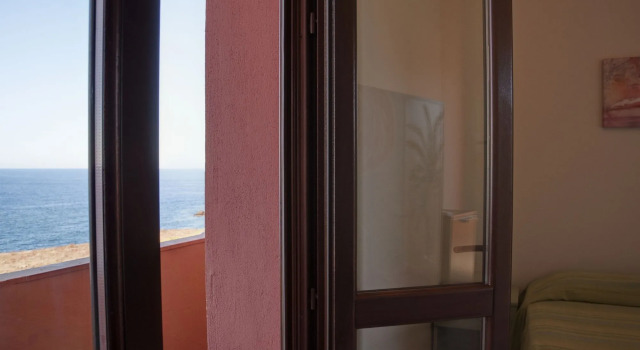 Hotel Bue Marino, Reserva ahora Hotel Hoteles en Pantelaria con aparcamiento, Aparcamiento
