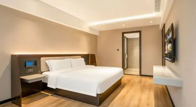 Люкс Deluxe Bolinghui Hotel (Chengdu Panda Base West Gate Subway Station Store)