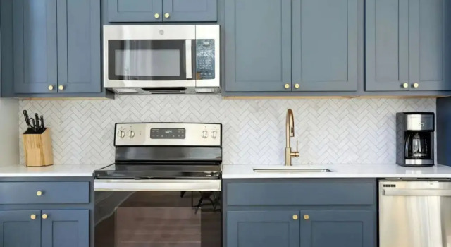 Sleeps 26 Entire 4th Floor in French Quarter The Harlequin by Avantstay