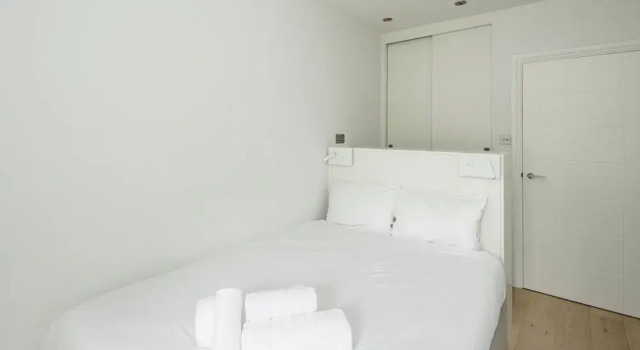 Stylish 2 Bedroom / 2 Bath In Notting Hill, Varaa Huoneisto Asunnot kohteessa Merseyside, Huoneisto