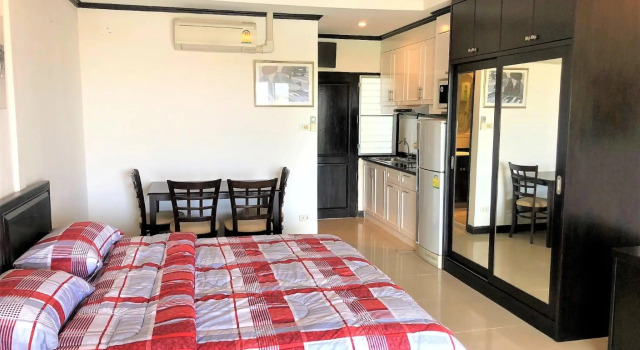 Peaceful quiet resort close to Jomtien beach