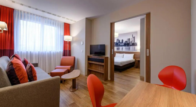 Апартаменты Aparthotel Adagio Frankfurt City Messe
