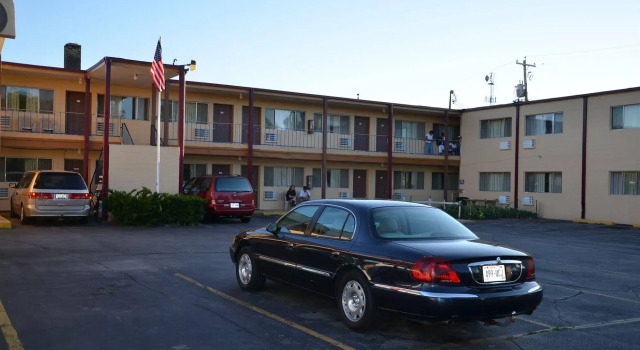 Village Inn Green Bay, Buchen Sie Gasthaus Mini-Hotels in Green Bay, Gasthaus
