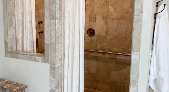 Номер Standard Hideaway Suites On 5th-Formally 5th East Hall