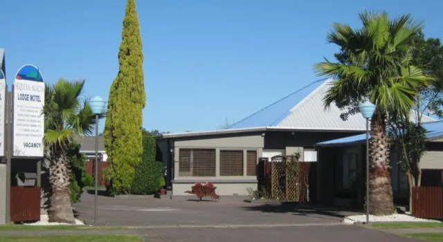 Sequoia Acacia Lodge Motel - Hotel Accommodation Rotorua, Rezerwuj Motel Rotorua 