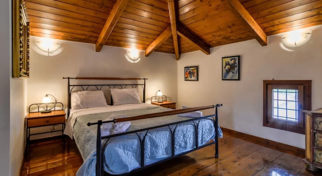 OpenSea Villa, Prenota Villa Hotel a Peloponneso con parcheggio, Parcheggio