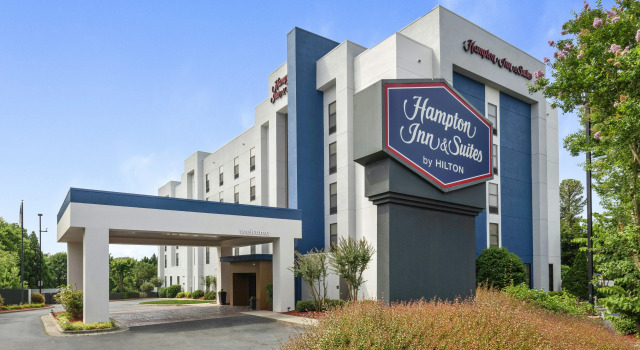 Hampton Inn & Suites Burlington, Забронировать Отель Берлингтон Северная Каролина