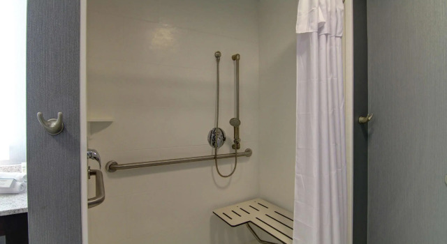 Двухместный номер Standard c 1 комнатой Homewood Suites By Hilton Clifton Park