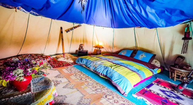 Au Bonheur Nomade, Book Hotel Hoteller i Caumont-sur-Aure med morgenmad, Morgenmad