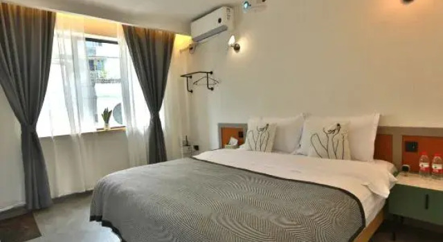 Семейный люкс с видом на реку Leshan Futai Homestay