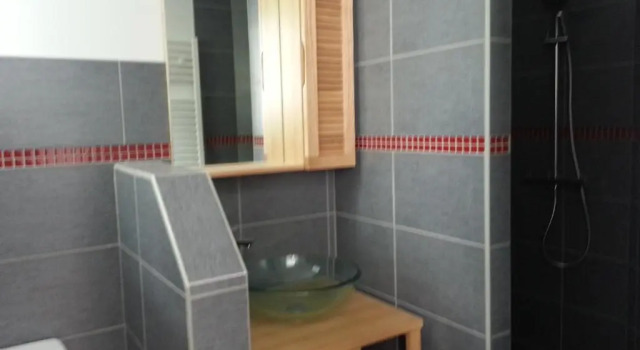 Номер Standard HÔTEL Le 6 3 Home PORT EN BESSIN Parking privé gratuit