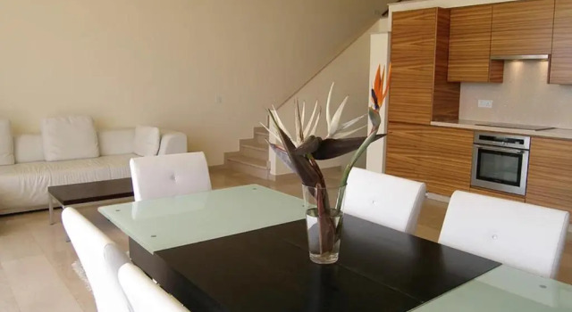 Коттедж Luxury Bay View Villa 20 Right On Τhe Beach