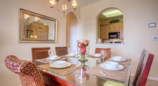 Majestic Holiday, Varaa Hotelli Orlando Kissimmee