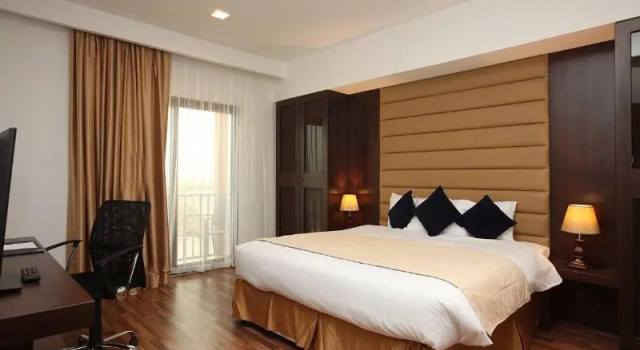 Двухместный номер Standard Golden Tulip Al Khobar Suites