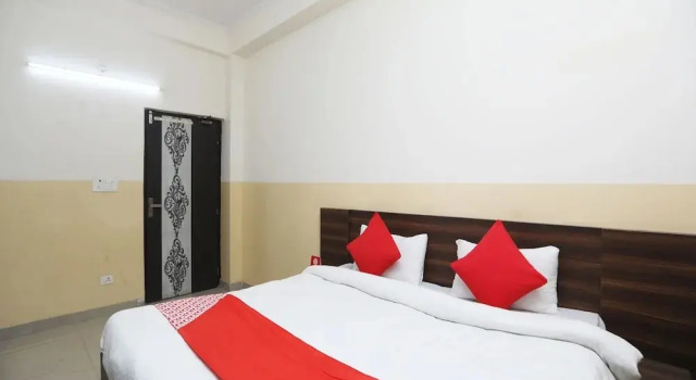 The Nest - Knowledge Park by OYO Rooms
