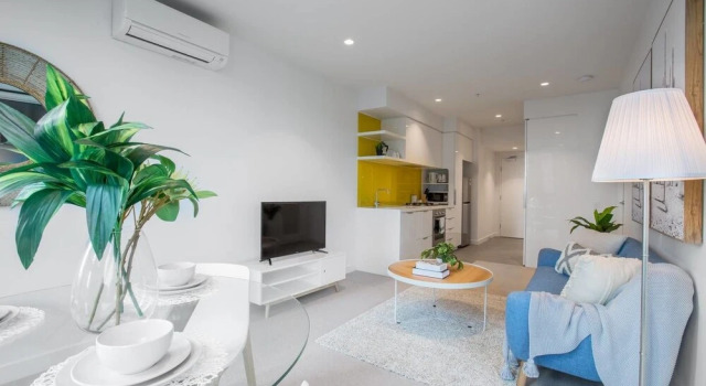 42 Blue Muses, Забронировать Отель Мельбурн Melbourne Region, рядом с Верховный суд Виктории