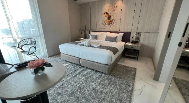 Номер Premier ARNI Skye Hotel