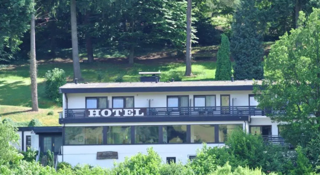 Haus am Wald, Buchen Sie Hotel Hotels in Unterfranken mit Pool, Schwimmbad