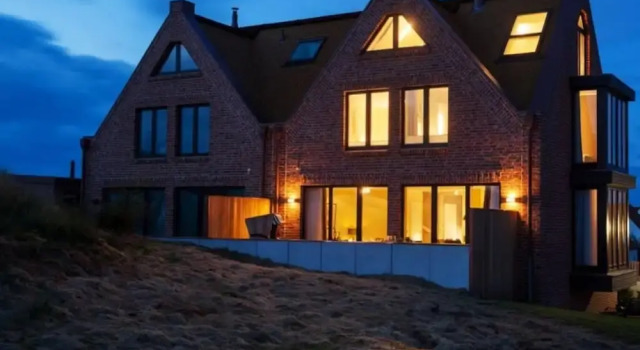 Reethuus Sud Modern Retreat, Забронировать Дом для отпуска Коттеджи Йюст, Коттедж