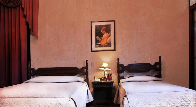 Двухместный номер Standard Capital Plaza Hotel