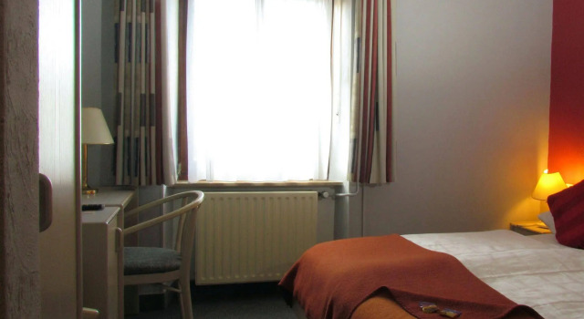 Hotel Restaurant Des Ardennes, Rezervați Hotel Hoscheid Diekirch