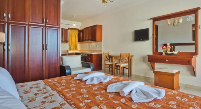 Студия Royal Beach Hotel